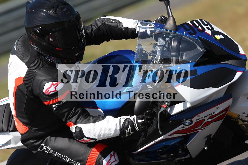 /Archiv-2022/40 18.07.2022 Plüss Moto Sport ADR/Freies Fahren/999-1